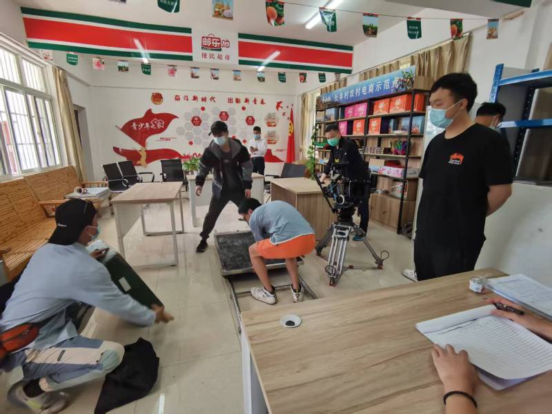 追星女孩心理学分析报告：云梦县广告片拍摄公司揭秘饭圈应援式传播逻辑